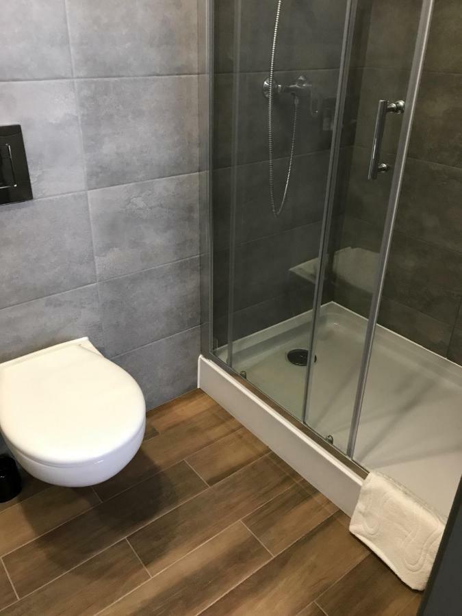 פוזנן 7 Rooms Mtp מראה חיצוני תמונה